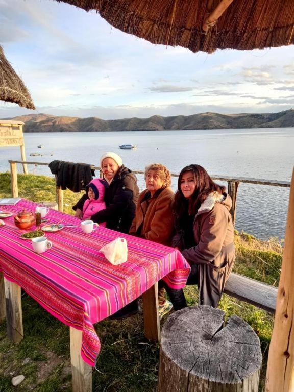 Hotel Hostal Luna Del Titikaka En Isla De La Luna Bolivia Extérieur photo
